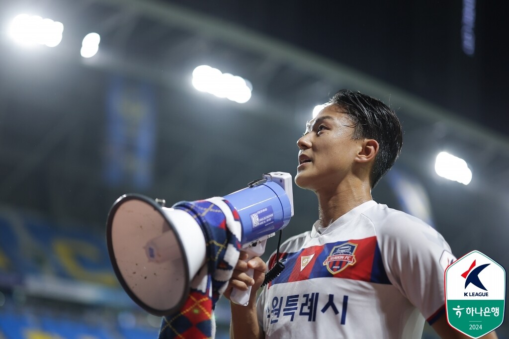 이승우가 두 시즌 반 동안 활약한 수원을 뒤로하고 전북으로 떠난다. 사진=한국프로축구연맹 제공