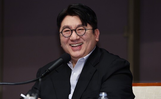 하이브 측은 민희진 어도어 대표가 '어도어 경영 찬탈'의 구체적인 계획을 세웠다고 주장했으나 앞선 가처분 소송 재판부는 이를 받아들이지 않았다. 사진=연합뉴스