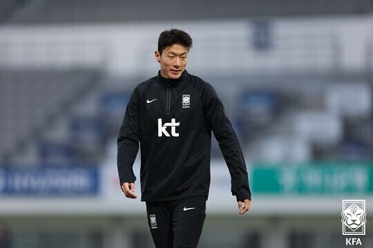 축구선수 황의조(32·알란야스포르)의 사생활을 폭로하고 협박한 혐의로 재판에 넘겨진 형수에게 징역 3년이 확정됐다. 사진=KFA 제공