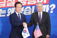"한국 존재, 미국 도움 때문"…골드버그 대사 만난 이재명 