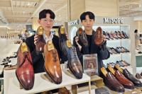신세계 센텀시티, ‘코도반’ 소재 프리미엄 남성화 선봬
