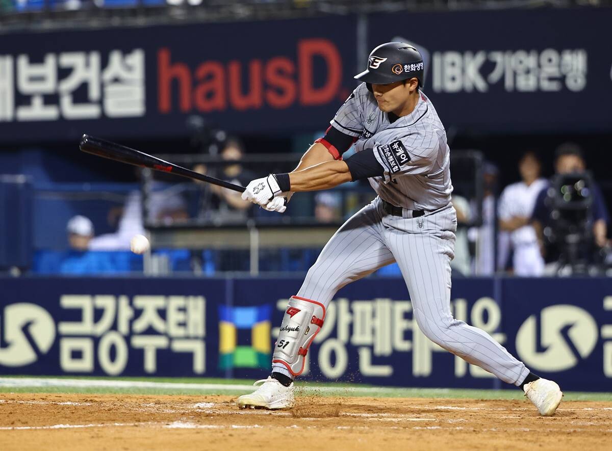 이번 스토브리그에서 보상선수 중 가장 주목을 받는 이는 한화에서 KT로 팀을 옮기게 된 장진혁이다. 사진=연합뉴스