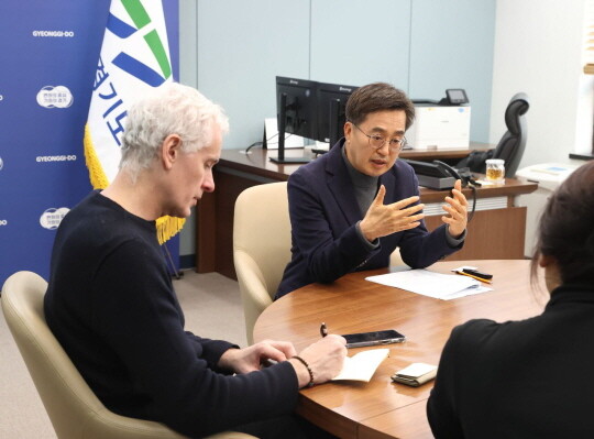 김동연 경기도지사가 14일 프랑스 르몽드지와 인터뷰를 가졌다. 사진=경기도 제공