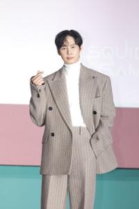 '오겜' AV 표지 업로드 논란 박성훈, 차기작도 불똥…대본리딩 취소 해프닝까지