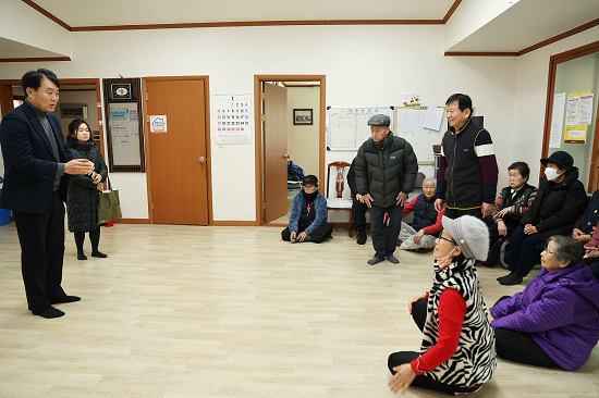 하은호 군포시장이  21일  12개 동 방문 신년인사회를 실시하고 있다. 사진=군포시 제공