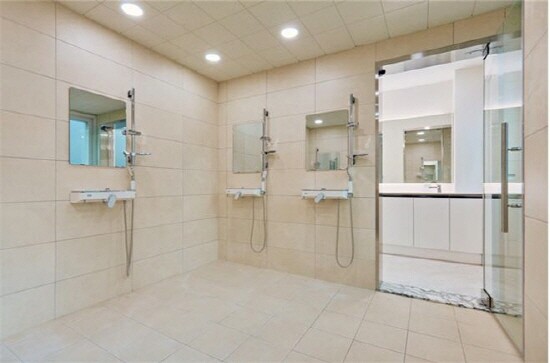 1층 남·여 샤워실 2층 확장 후 모습. 사진=부산시 제공