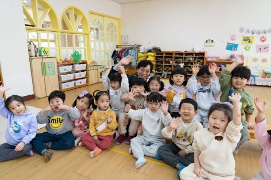 유치원 방문 장면