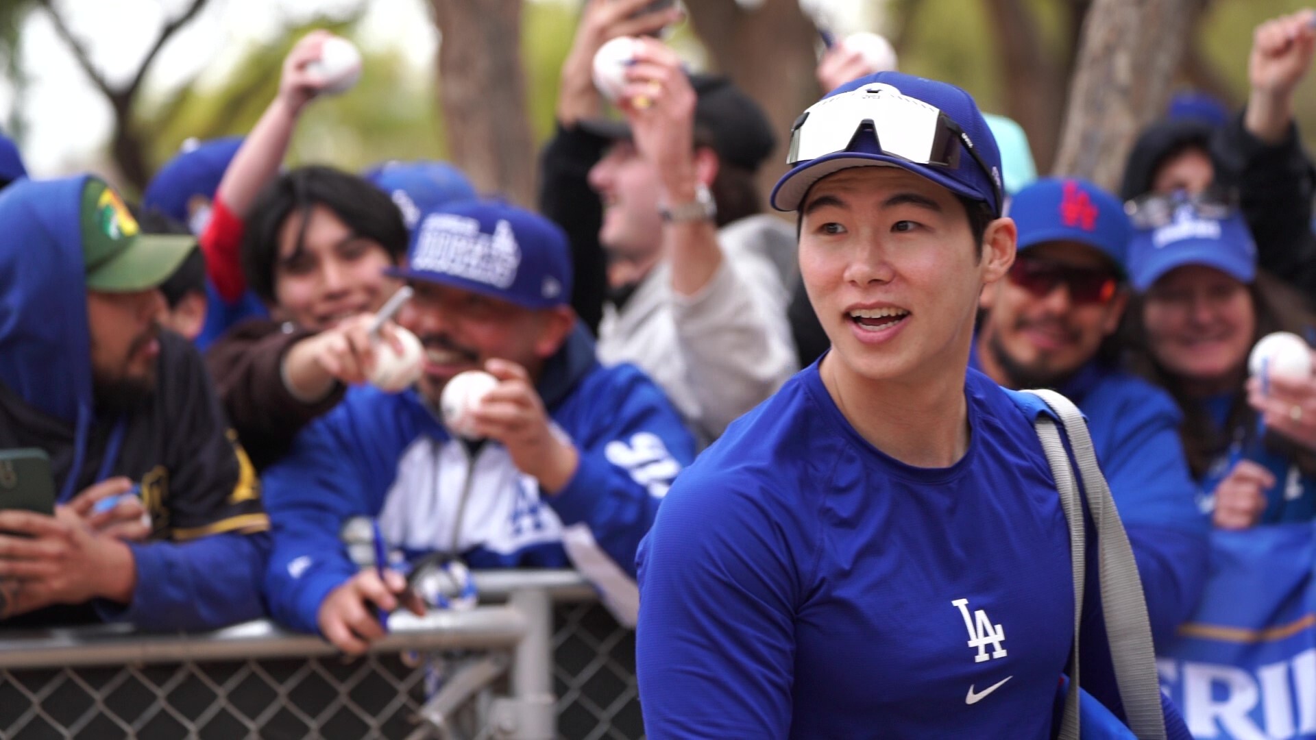 이정후는 KBO리그 입단 동기이자 MLB 진출 후배 김혜성과도 만났다. 사진=이영미 기자