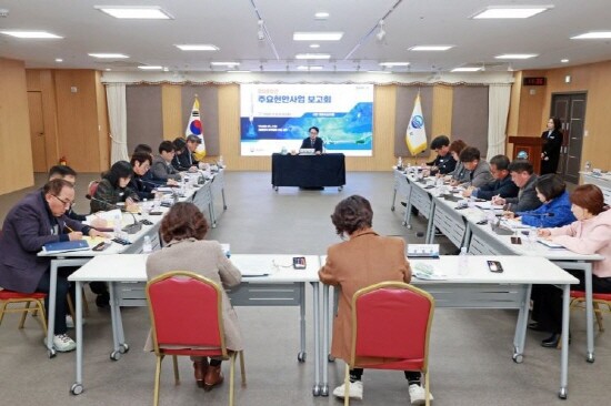 2025년 주요 현안 사업 추진상황 보고회 장면. 사진=사천시 제공