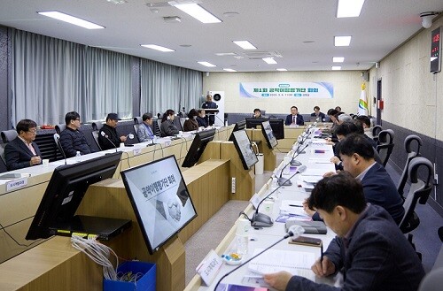여주시 '2025년 공약 이행평가단 회의'. 사진=여주시 제공