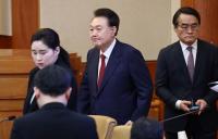 윤·박·이 셋이나…전·현직 대통령 '스트롱 그립' 조기대선 셈법 복잡해진 여권