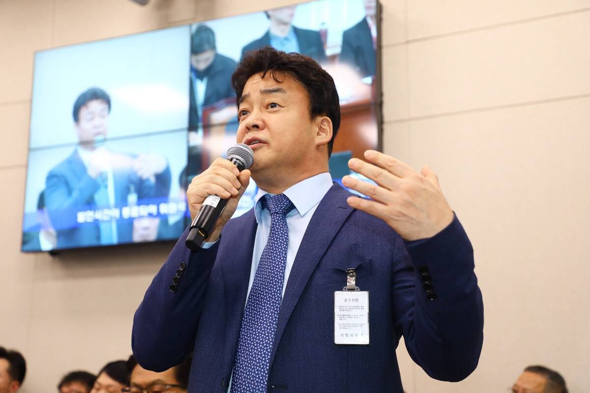 백종원 더본코리아 대표가 잇단 논란에 대해 19일 입장문을 재차 올리고 사과했다. 사진=박은숙 기자