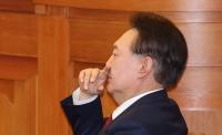 윤 대통령 운명의 날…탄핵 심판 선고 임박