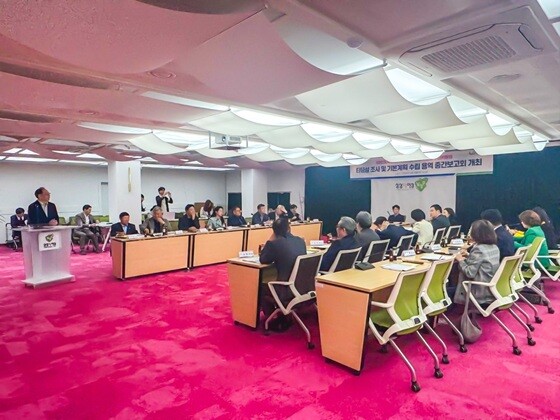 지난 8일 열린 '남양주시 신청사 건립 타당성 조사 및 기본계획 용역 중간 보고회' 모습. 사진=남양주시 제공