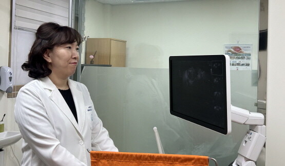 김지연 과장 진료 장면. 사진=온병원 제공