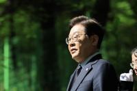 "저를 먼지 이상 털었는데…" 이재명이 진단한 본인 비호감의 원인