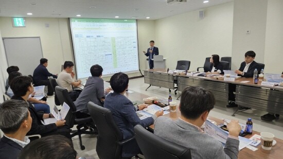 섬발전종합계획 착수보고회 장면. 사진=경남도 제공