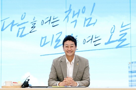 김진경 경기도의회 의장이 24일 취임 1주년 성과와 향후 계획을 발표하고 있다. 사진=경기도의회 제공