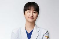 치료 방향 갈리는 두 어깨 질환, 오십견과 석회화건염의 차이