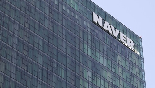 네이버와 두나무의 기업 결합 추진에 시장의 관심이 집중되고 있다. 경기 성남시 네이버 사옥. 사진=임준선 기자