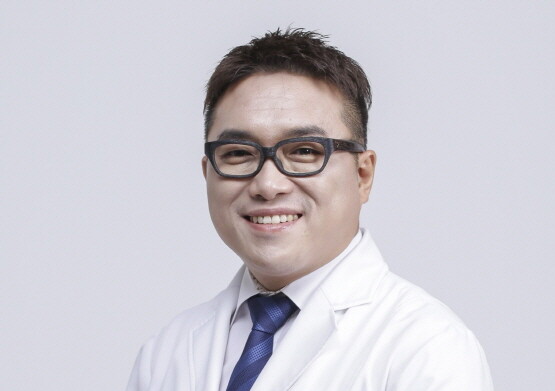 서면예바치과교정과치과의원 이형철 대표원장. 사진=서면예바치과교정과치과의원 제공