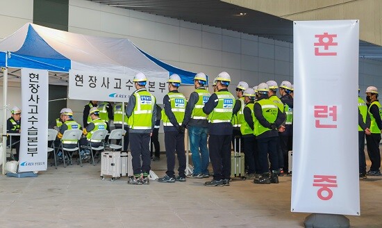 공항철도가 5일 마곡나루역 광장에서 현장사고수습본부를 운영하고 있다. 사진=공항철도 제공