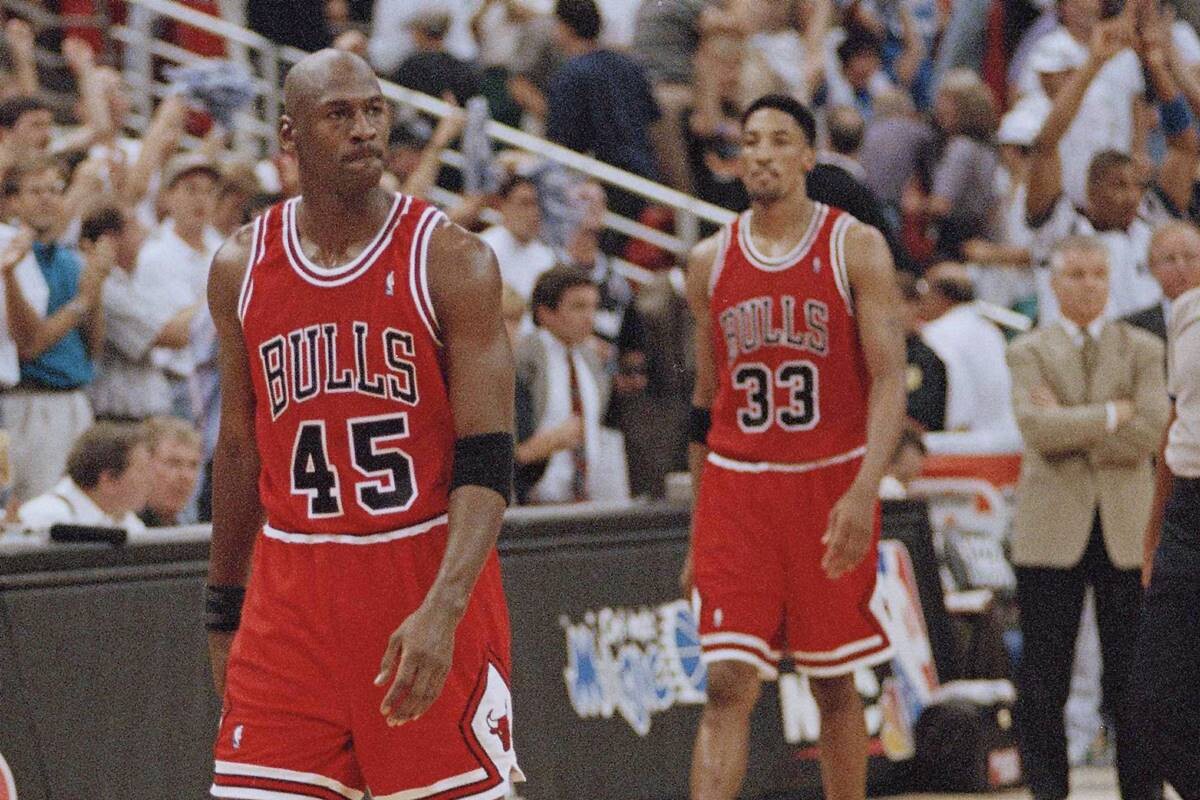 두 번의 NBA 파이널 3연패로 왕조를 구축했던 마이클 조던과 시카고 불스는 역대 최고의 선수와 팀으로 꼽힌다. 사진=연합뉴스