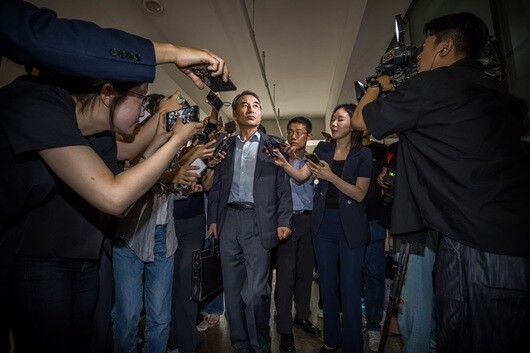 김건희 특검팀은 이종호 전 블랙펄인베스트 대표를 변호사법 위반 혐의로 구속 및 기소한 상태다. 김건희 씨 비리 의혹 등을 수사하는 민중기 특별검사가 6월 24일 서울 서초구 당시 임시 특검 사무실에 출근하는 모습. 사진=최준필 기자