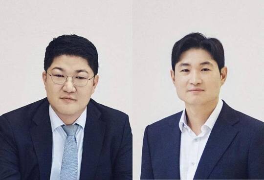 코스맥스의 3분기 영업이익이 감소했다. 승계 구도에 어떤 영향을 미칠지 눈길이 쏠린다. 왼쪽부터 이병만 사장, 이병주 사장. 사진=코스맥스