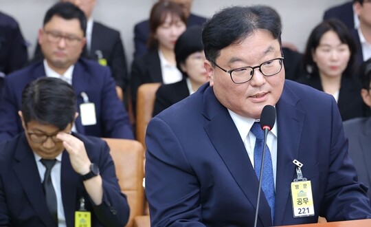 엄희준 광주고검 검사가 10월 23일 국회 법제사법위원회에서 열린 국정감사에서 의원 질의에 답변하고 있다. 사진=연합뉴스