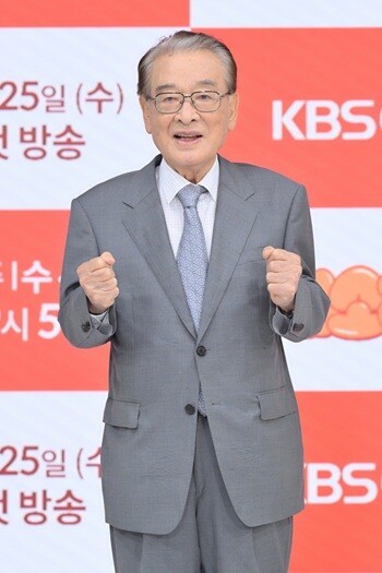 고(故) 이순재는 2024년 KBS2 드라마 '개소리'로 그해 KBS연기대상에서 대상을 수상했다. 사진=KBS 제공