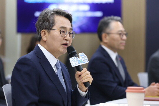 화성 국제테마파크 핵심관계자 사업보고 및 상생협약식에서 김동연 경기도지사가 인사말을 하고있다. 사진=경기도