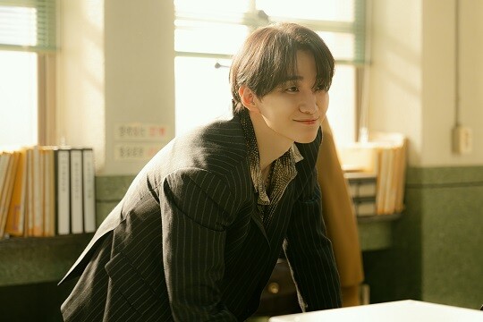 빌런인 표현준의 당위성에 공감을 보이지 못한 시청자들의 비판에 대해 이준호는 "'별 이유가 없다는 점'이 그의 당위성"으로 생각해 접근했다고 설명했다. 사진=tvN '태풍상사' 스틸컷