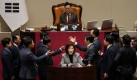 61년 만의 필리버스터 중단…여야 대치 격화