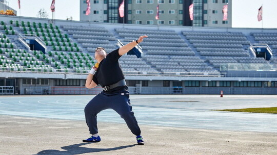 김학준 선수가 투척 자세를 취하고 있다. 사진=경기도