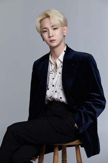 샤이니 키는 '주사 이모' A 씨가 10년이 넘는 친분을 언급하면서 더 큰 논란을 낳았다. 사진=SM엔터테인먼트 제공