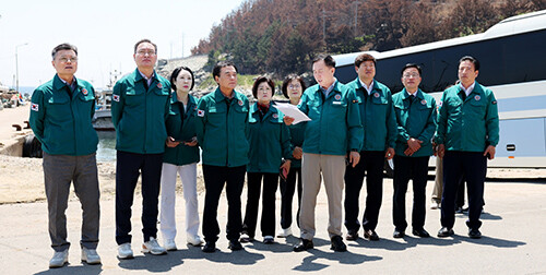 경북영덕군의회 및 피해복구현장 방문. 사진=대구시의회 제공