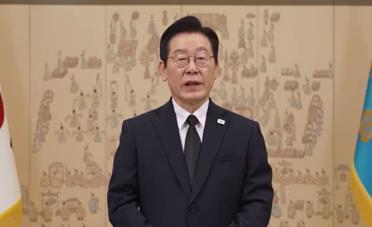 이재명 대통령이 29일 자신의 유튜브 채널을 통해 무안공항 여객기 참사 희생자 유가족에게 애도의 마음을 전했다. 사진=유튜브 채널 이재명 영상화면 캡처