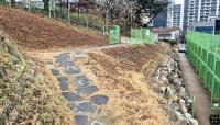 대구 남구 '강당골 파크골프장' 출입 통로…추락·미끄럼 위험 '나몰라'