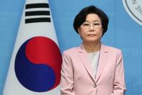 이혜훈 계엄 옹호 논란…이 대통령 “용납할 수 없는 내란 발언, 단절 의사 표명해야”