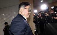 쿠팡 상설특검, ‘핵심 피의자’ 엄희준 검사 소환…“외압 일방적 허위조작” 항변