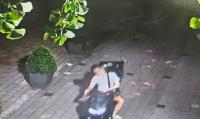 강남 한복판 ‘불법 전단지’ 폭탄…경찰, 집중 단속 나서 338명 단속