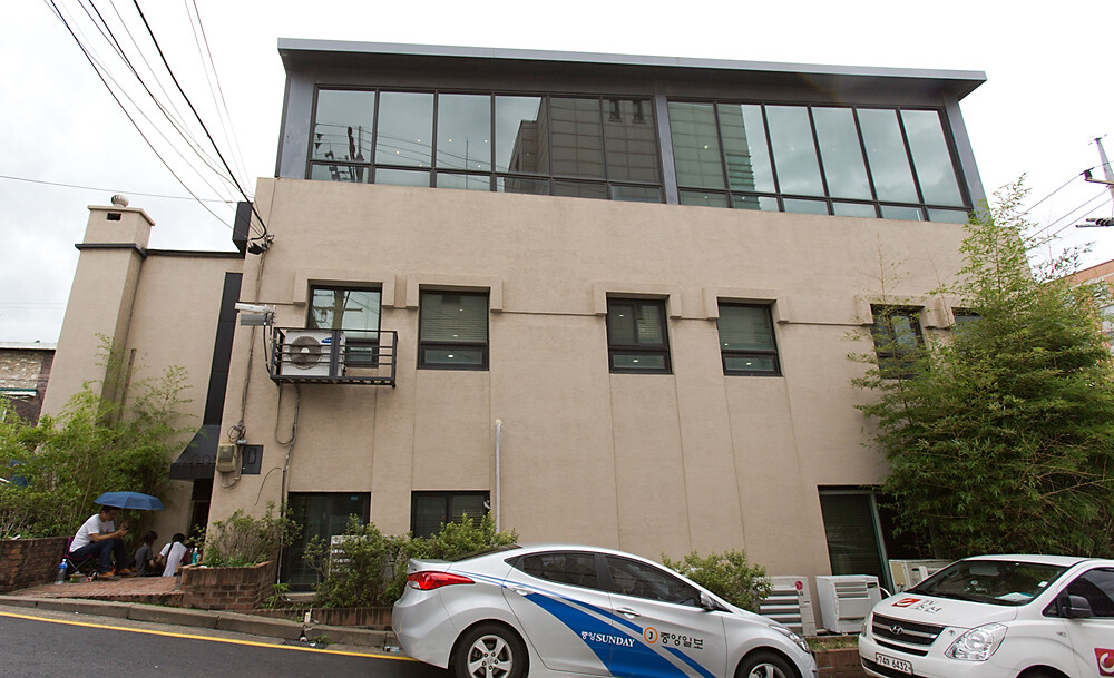 2013년 7월 당시 서초동 시공사 건물. 사진=최준필 기