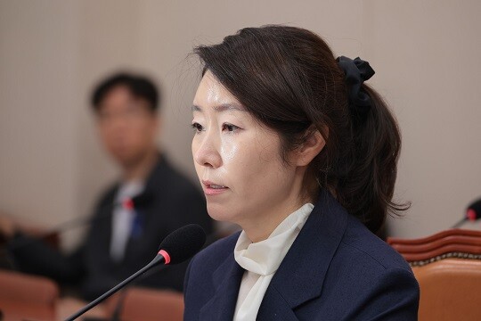 더불어민주당을 탈당한 무소속 강선우 의원의 '공천 헌금 1억원 수령' 의혹을 수사 중인 경찰이 강 의원 전 보좌진을 재소환했다. 사진=이종현 기자