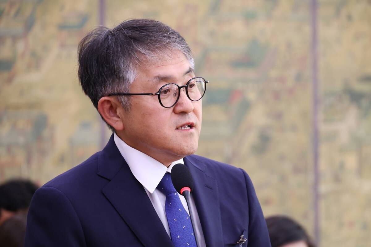 이재필 궁능유적본부장이 지난 2025년 10월 16일 국회에서 열린 국가유산청 등에 대한 문화체육관광위원회 국정감사에서 김건희 여사의 종묘 차담회 논란에 대해 의원 질의에 답변하고 있다. 사진=박은숙 기자