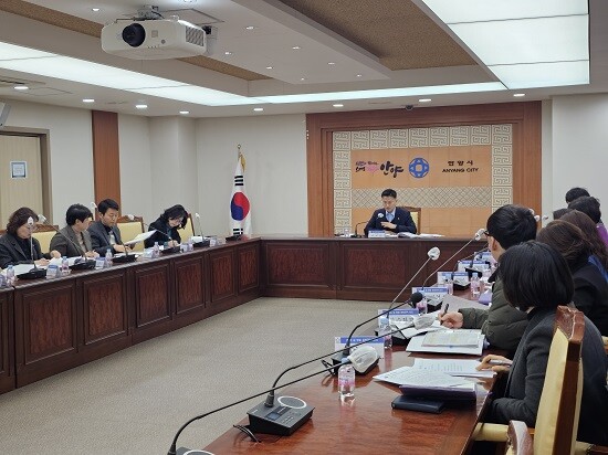 이계삼 안양시 부시장이 30일 설명절 종합대책회의를 주재하고 있다. 사진=안양시 제공