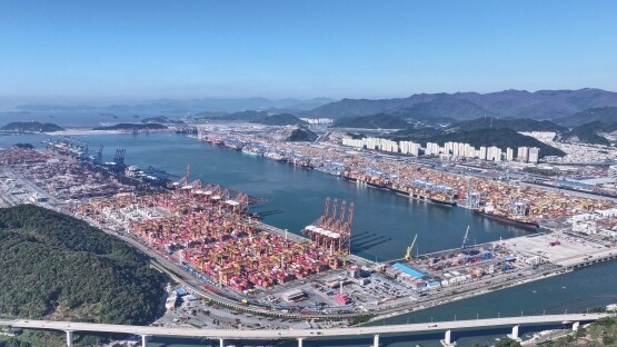 부산항 신항 전경. 사진=부산항만공사 제공