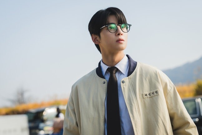 200억 원대 탈세 의혹으로 비난을 사고 있는 차은우. 사진=넷플릭스 제공