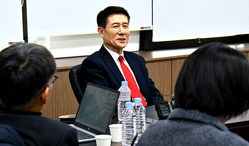 12일 오전 이강덕 경북지사 예비후보가 국민의힘 경북도당에서 기자 간담회를 갖고 있다. 사진=이강덕 예비후보 사무소 제공
