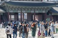 BTS 광화문 공연날 '경복궁'도 문 닫는다…26만 인파 예상